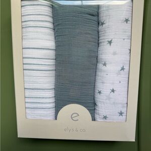 Ely's & Co. Baby Muslin Swaddle Blanket Set